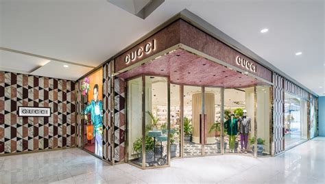 pakistan gucci store